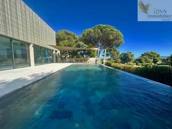 MAISON CONTEMPORAINE VUE MER - PROCHE MER ET COMMERCES 