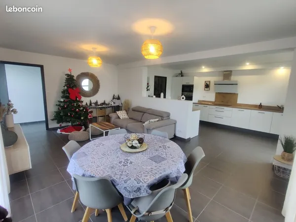 Maison 3 faces 134m² 
