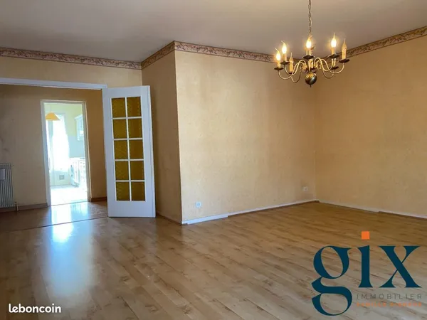 Appartement 4 pièces 97 m² 