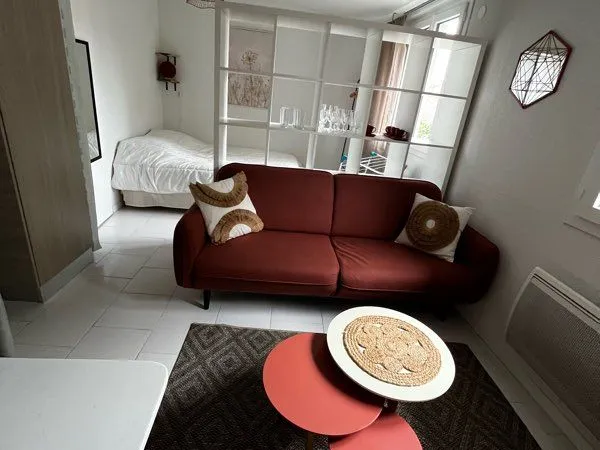 Studio meublé 