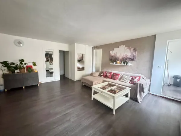 Appartement 4 pièces 93 m² 