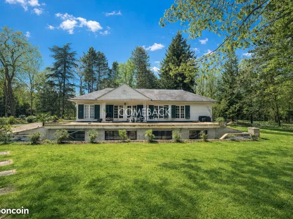 Maison 6 pièces 140 m² 