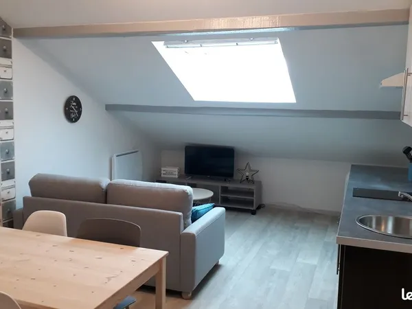 Studio meublé 