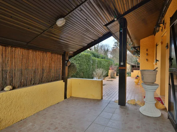 A louer centre village une maison T4 de 104m2 avec une terra 