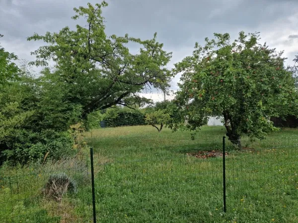 Terrain 348 m² 