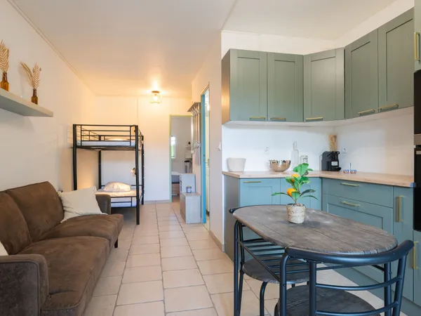 REZ-DE-JARDIN T2 SECTEUR PORT 