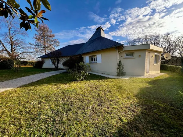 Maison de luxe 11 pièces 240 m² 