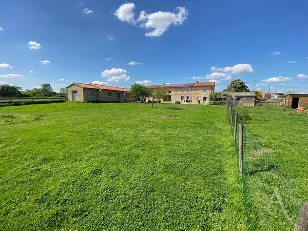 Maison 7 pièces 216 m² 