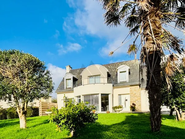 Maison 7 pièces 180 m² 