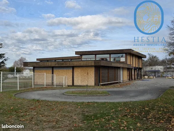 Local 1717 m² 
