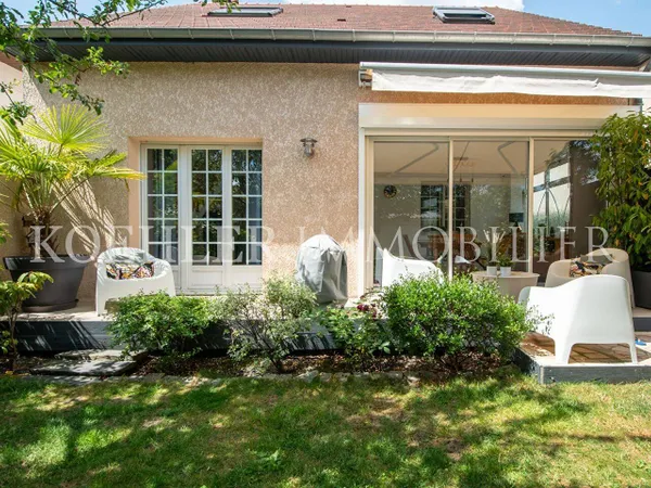 Maison 6 pièces 144 m² 