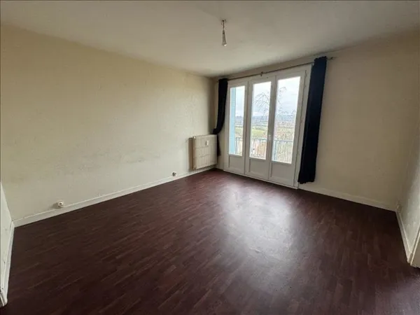 Appartement de 3 pièces principales 