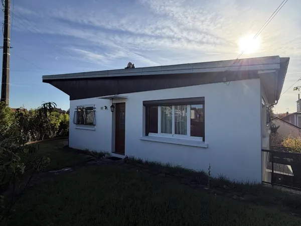 Maison de plain-pied 4 pièces 100 m² 