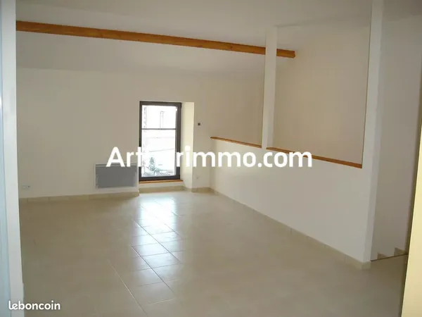 Immeuble 4 pièces 109 m² 