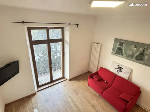 Studio 1 pièce 24 m² 