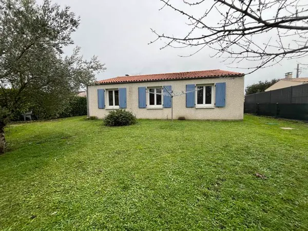 Maison traditionnelle 5 pièces 95 m² 