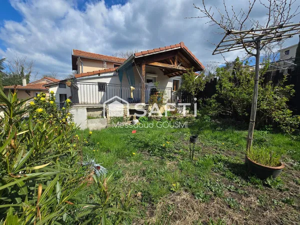 Grande maison à fort potentiel de 110m2 au calme 