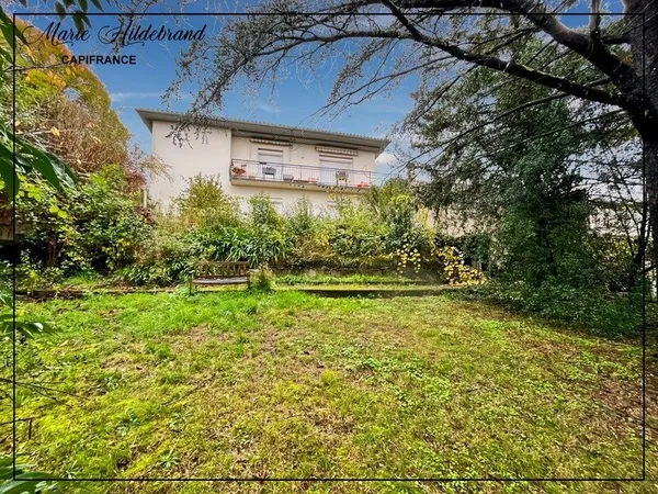 Maison 130 m² - 5 chambres - Vue sur Agen - Jardin + 800m² - Piscinable 