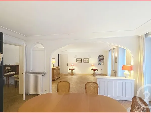 Appartement 5 pièces 136 m² 