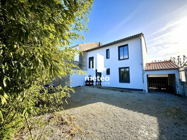 Maison 2 pièces 105 m² 