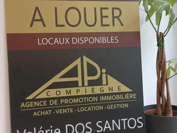 Local commercial 50 m² Compiègne 