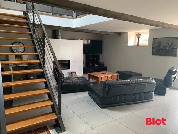 À Vendre : Longère Authentique à Saint-Aubin-d'Aubigné 