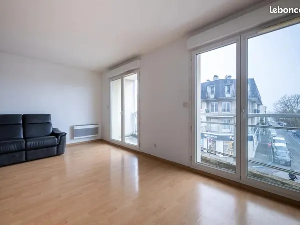 Appartement 2 pièces 67 m² 