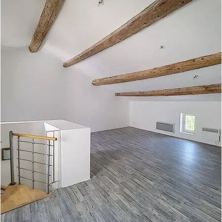 Duplex 3 pièces 90 m² 