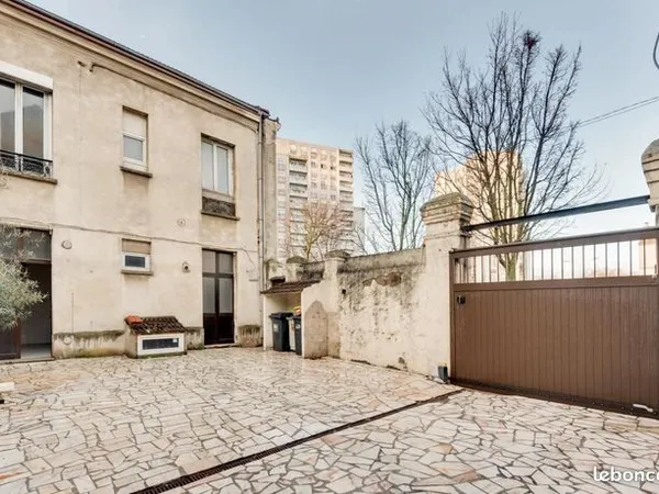 Maison 7 pièces 156 m² 