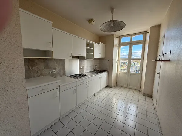 A LOUER APPARTEMENT T2 REDON 35600 VUE PORT 