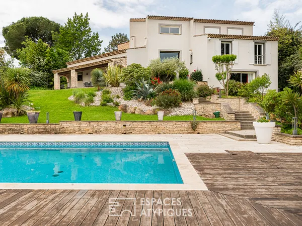 Propriété en Provence, proche Manosque dans le parc régional du Luberon 