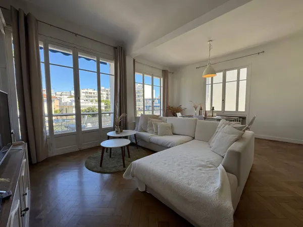 Appartement 3 pièces 84 m² 