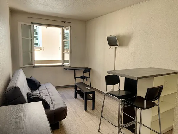 Appartement Toulon de 1 pièce de 19.65 m² Vendu loué
