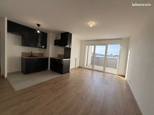 A LOUÉ Appartement Appartement T3 de standing - 59 m² avec loggia et parking 