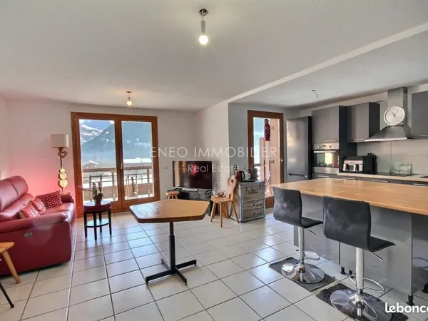 Appartement 4 pièces 93 m² 