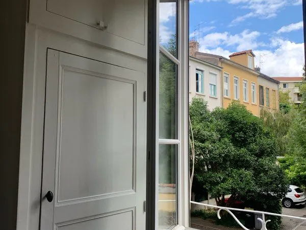 Location meublée croix rousse 50m2 