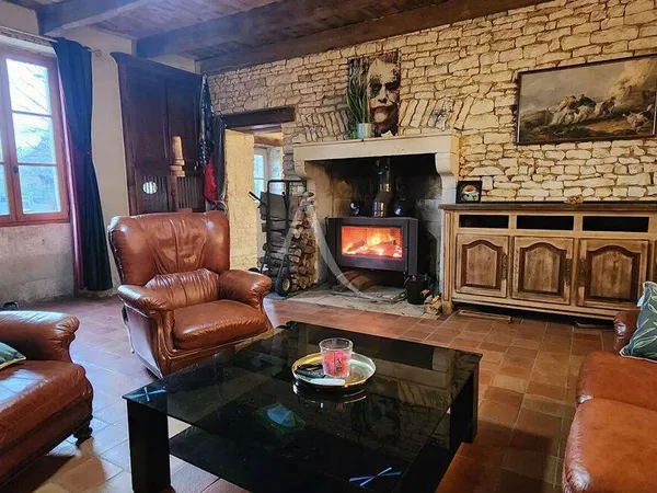 Maison 7 pièces 216 m² 