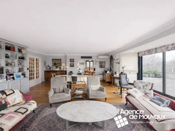 Appartement 5 pièces 147 m² 