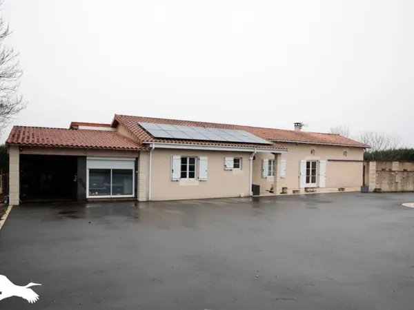 Maison de 4 pièces principales 