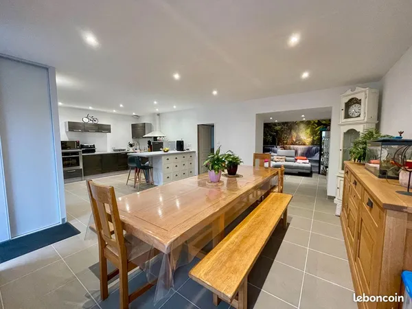 Maison 4 pièces 119 m² 