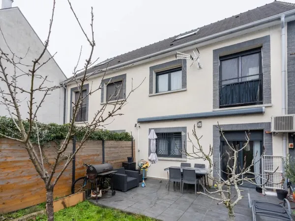 Maison de 5 pièces de 80 m² à Neuilly-sur-Marne 