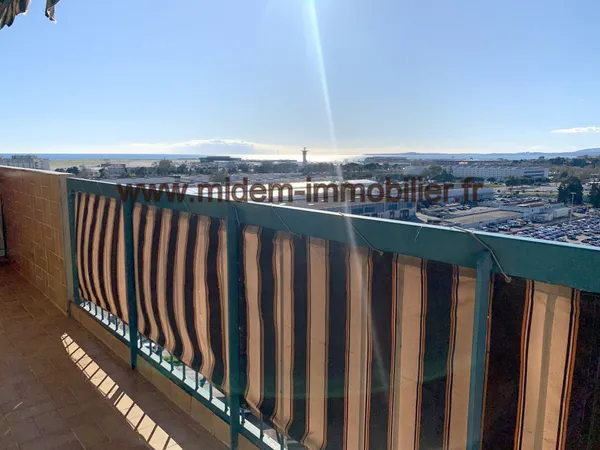 Nice Ouest Arénas 3 pièces de 63 m2 + terrasse 10 m2 S/O vu 