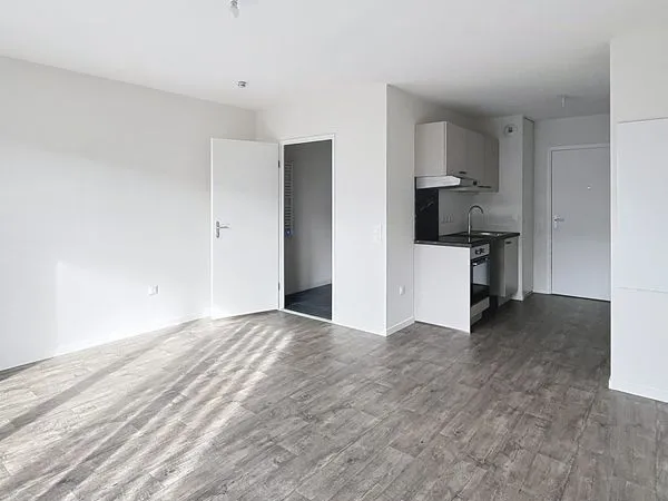Studio 1 pièce 31 m² 