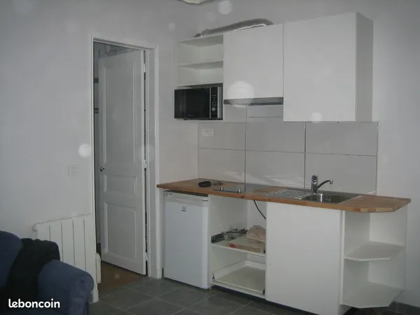 Appartement meublé F2 - Bonne prestation 