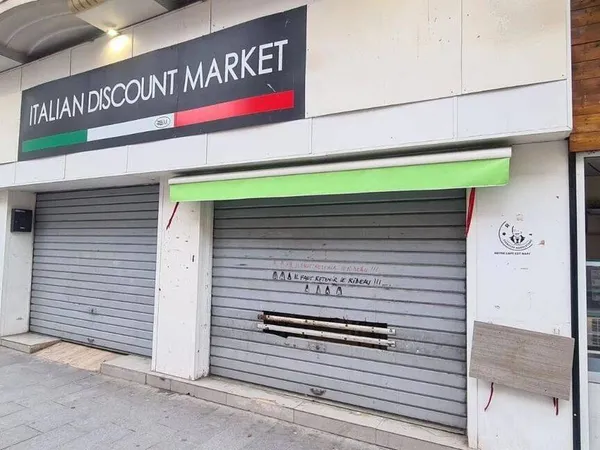 Local commercial 137 m² 