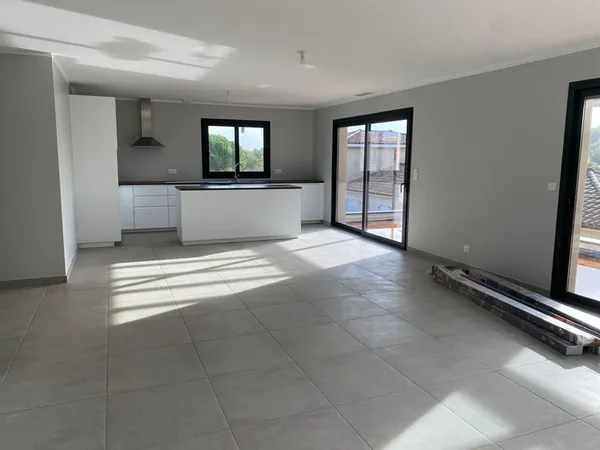 T4 - 122m ² 