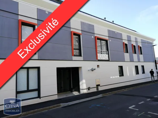 Studio 1 pièce 24 m² 