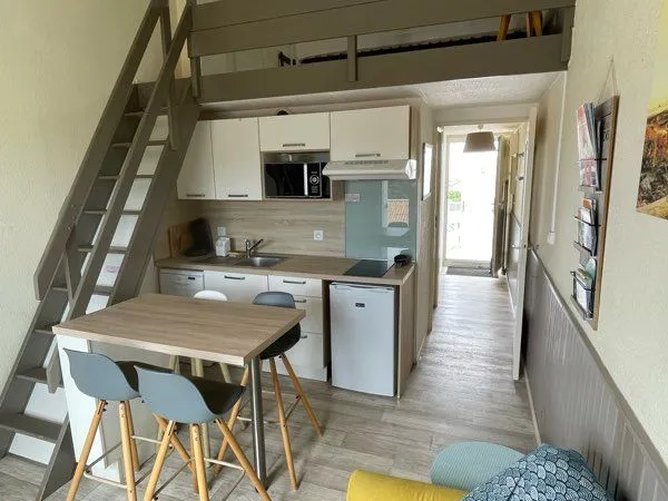 Appartement vue Port - DISPO janvier à juin 2026 - 100m de la plage / mer 