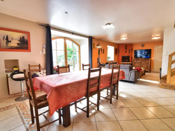 Maison, 6 pièces, 166m² 
