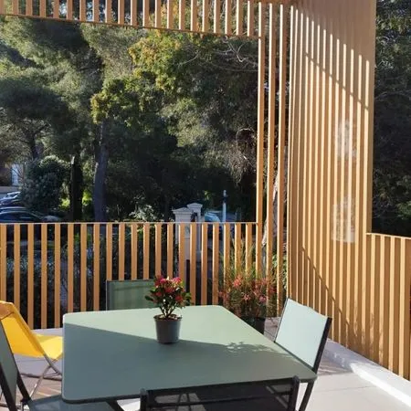 T3 récent avec grande terrasse au coeur de Cavalaire 
